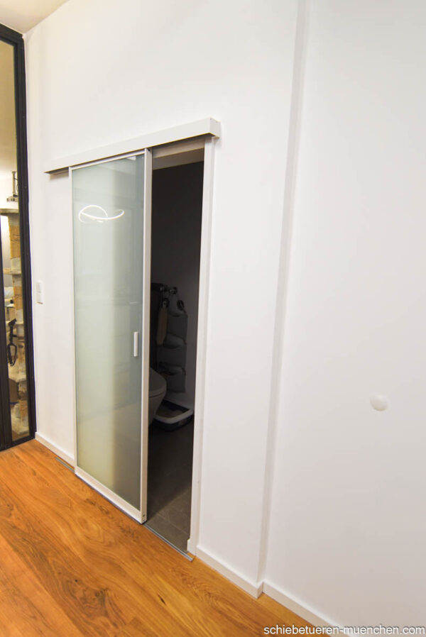 door360 elegante Schiebetür aus Milchglas für Badräume, weißer Rahmen und Dichtungsset für zuverlässigen Abschluss